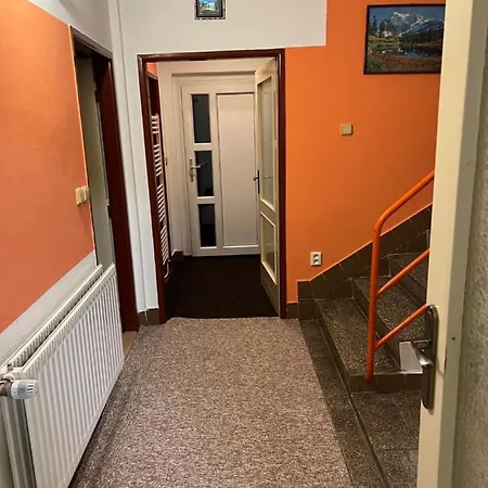 Prizemi Rodinneho Domu Vakantiehuis Kostalov