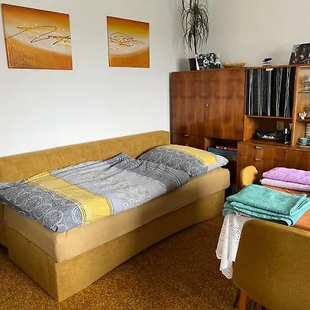 Prizemi Rodinneho Domu Vakantiehuis Kostalov